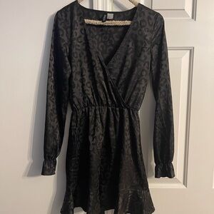 H&M black jacquard long-sleeved dress / size 2